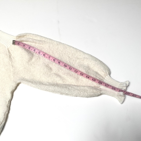 Free People -CREME colour Wool blend Sweater - Picture 14 of 14